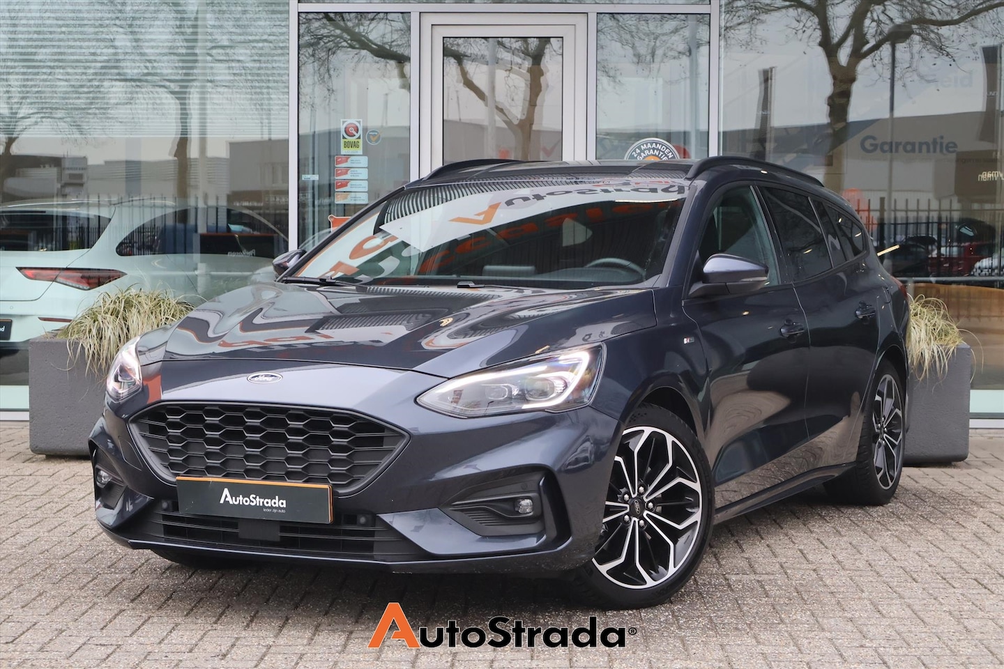 Ford Focus Wagon - 1.0 ST-Line 125pk | LED | Camera | Navigatie | Adaptive Cruise | Climate | CarPlay - AutoWereld.nl