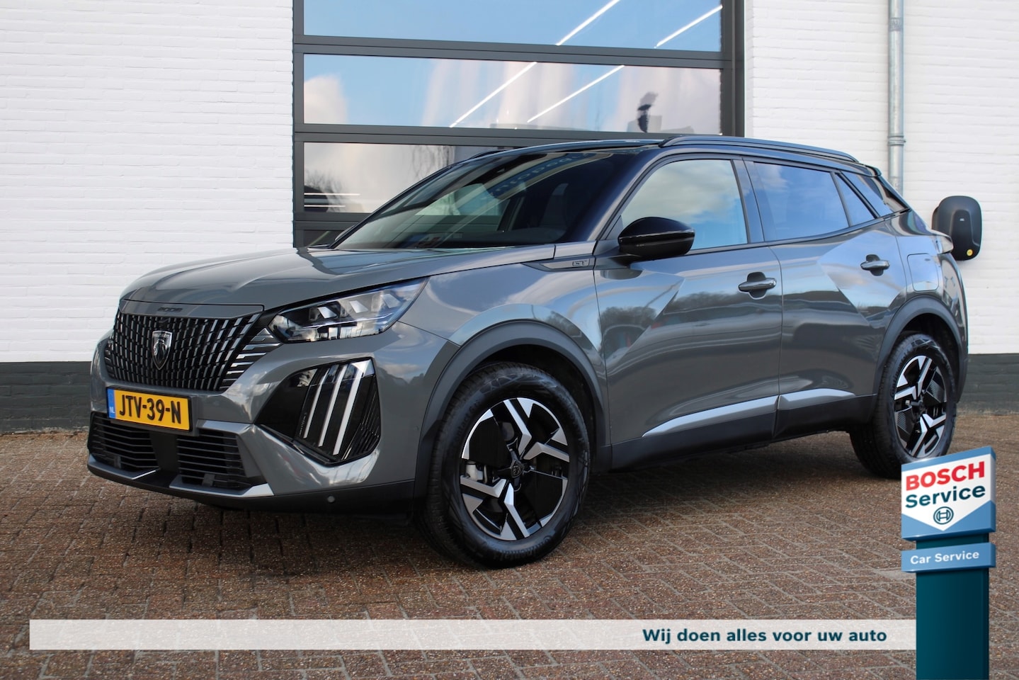 Peugeot 2008 - 1.2 Hybrid 145pk e-DCS6 GT - AutoWereld.nl