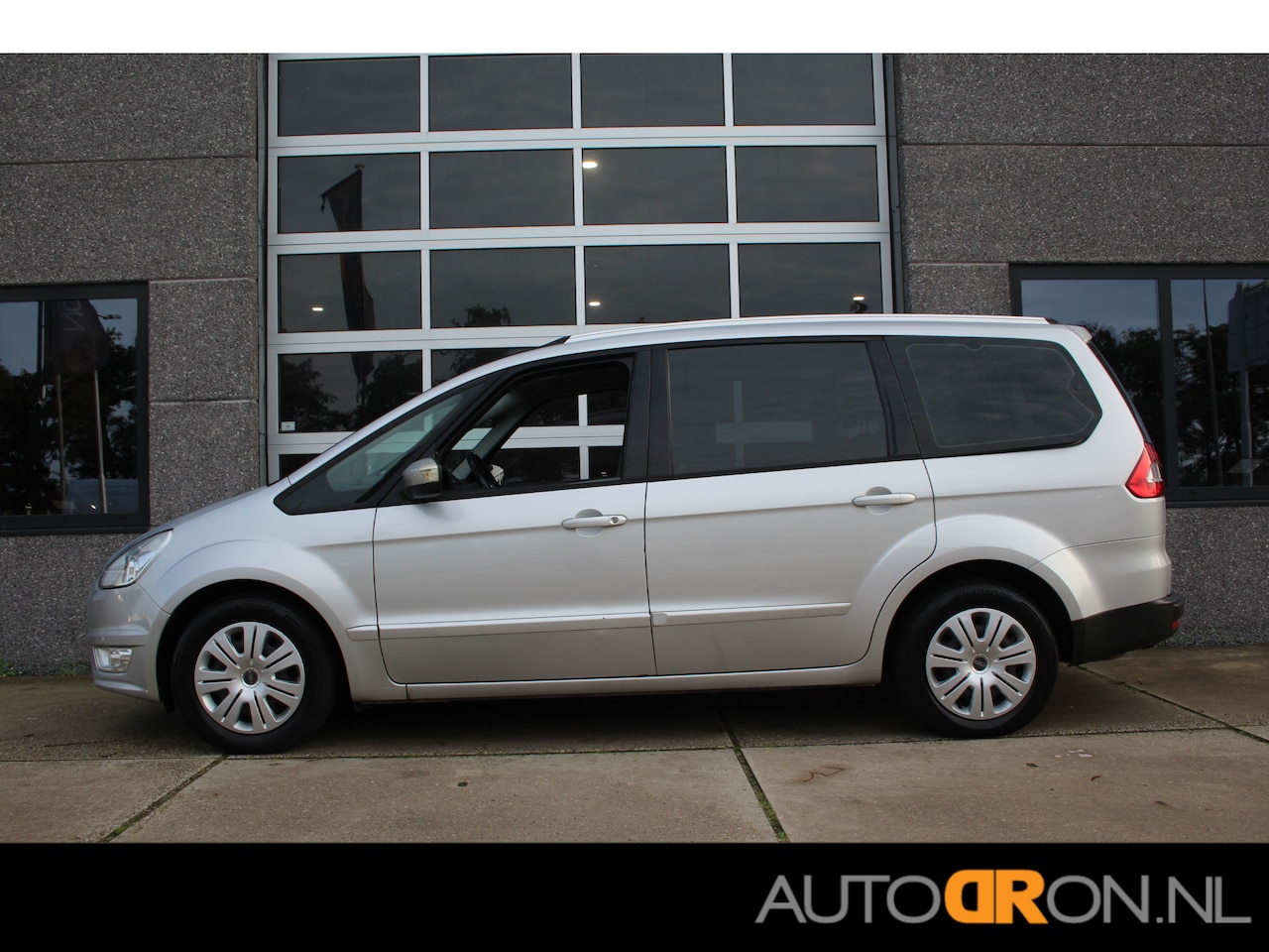 Ford Galaxy - 1.6 SCTi 161pk Ecoboost Trend Business 7 Persoons Navigatie Dealer Onderhouden! - AutoWereld.nl