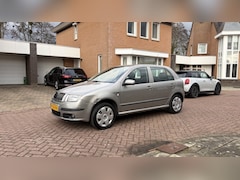 Skoda Fabia - 1.4-16V Spirit+ 61829 km I AIRCO I Cruise ctrl I Afst bed I Onde