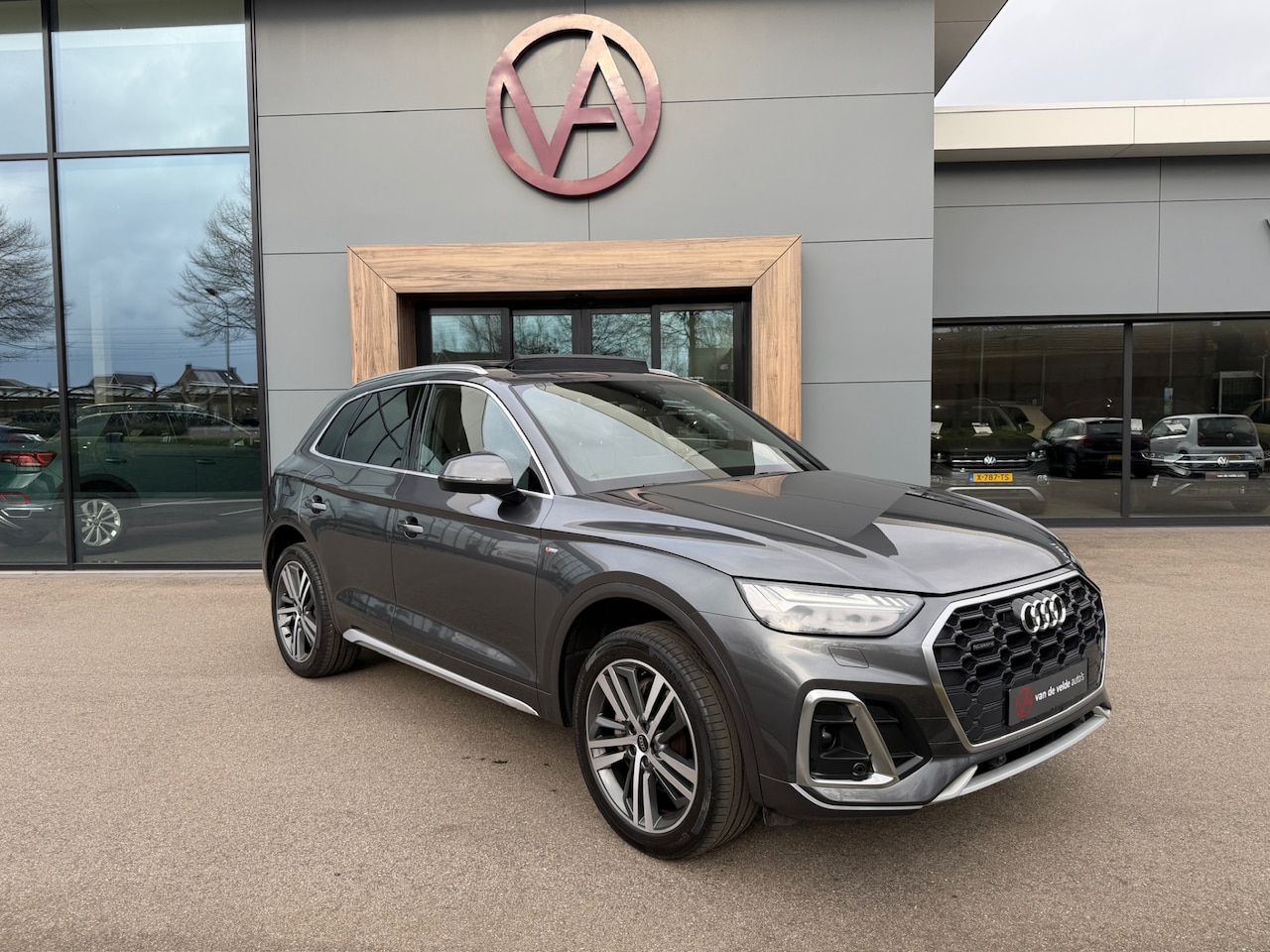 Audi Q5 - 50 TFSI e S-line | Panormadak | Virtual | Camera | 20 inch | Rijklaar incl. garantie - AutoWereld.nl