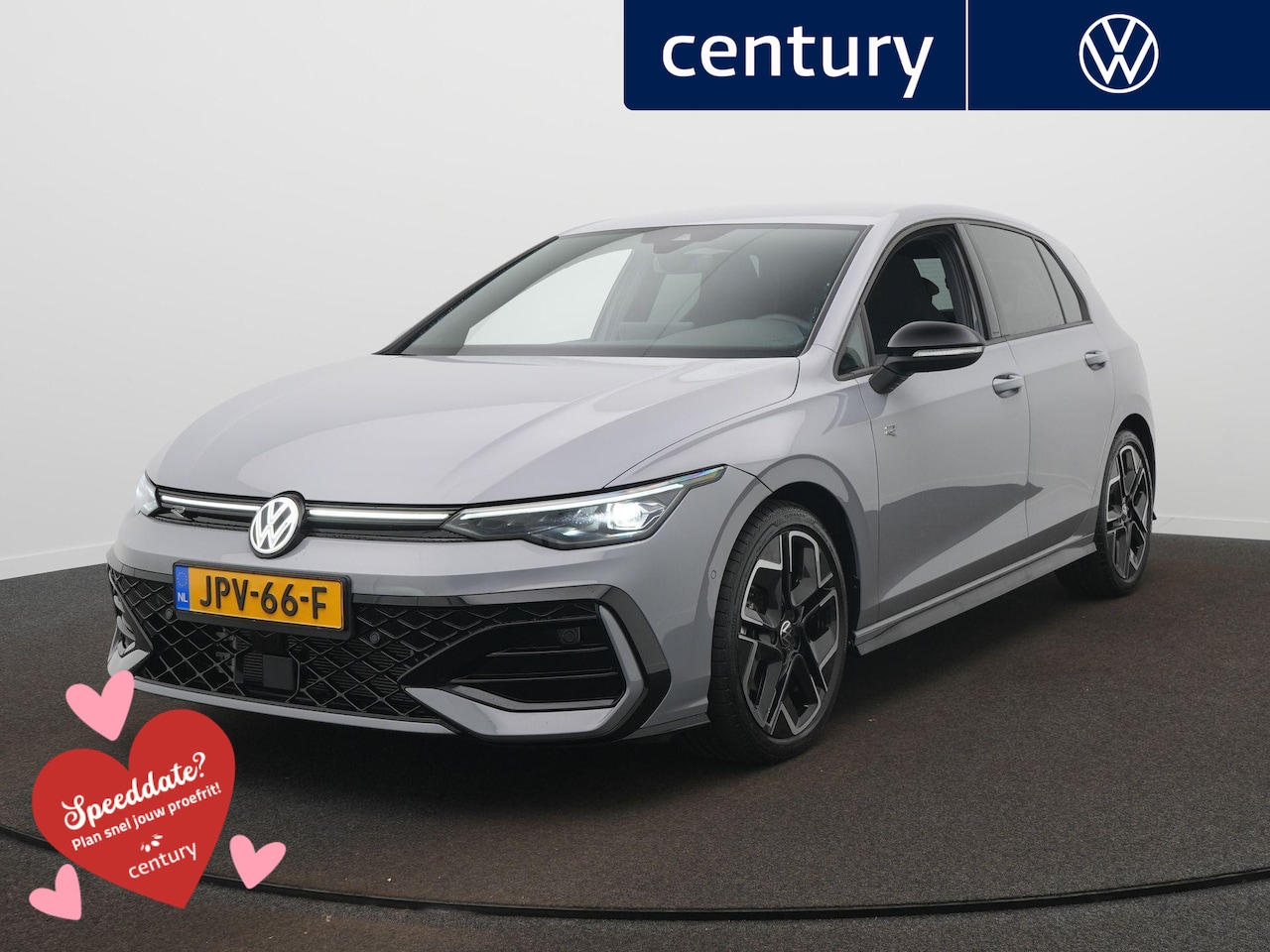 Volkswagen Golf - 1.5 eTSI R-Line Edition DSG / Sfeerverlichting / Camera - AutoWereld.nl