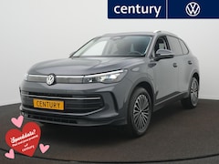 Volkswagen Tiguan - 1.5 eHybrid 204pk Life Edition Apple Carplay - Trekhaak - Sfeer verlichting - Stoel/stuur