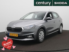Skoda Fabia - 1.0 TSI Selection / Cruise / CarPlay / Sensoren Achter