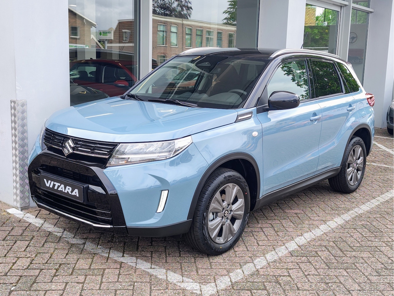 Suzuki Vitara - 1.4 BOOSTERJET SMART HYBRID SELECT AUTOM. | DEMO DEAL! | Garantie tot 2035! - AutoWereld.nl
