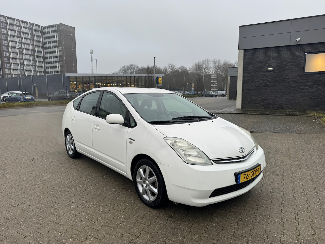 Toyota Prius - 1.5 VVT-i Comfort 1.5 VVT-i Comfort - AutoWereld.nl