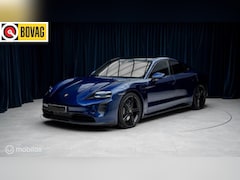 Porsche Taycan - GTS 93 kWh, pano, Bose, display, 360, chrono