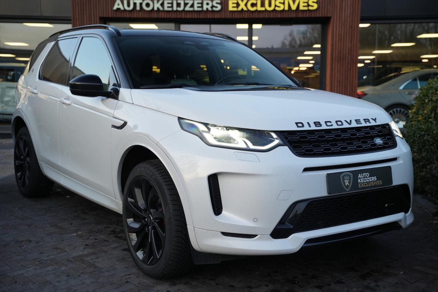 Land Rover Discovery Sport - 1.5 P300e PHEV Dynamic SE - AutoWereld.nl