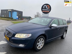 Volvo V70 - 2015 * 2.4 D5 AWD Kinetic * 4X4 AANDRIJVING * AUTOMAAT