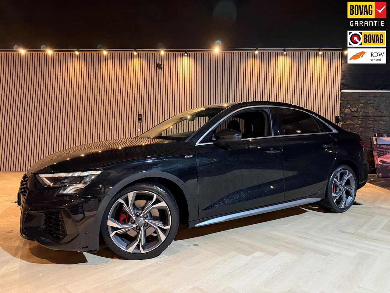 Audi A3 Limousine - 35 TFSI S edition Carplay | Bomvol | - AutoWereld.nl