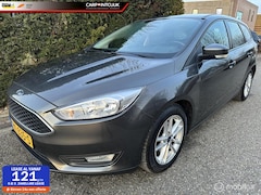 Ford Focus Wagon - 1.0 Titanium