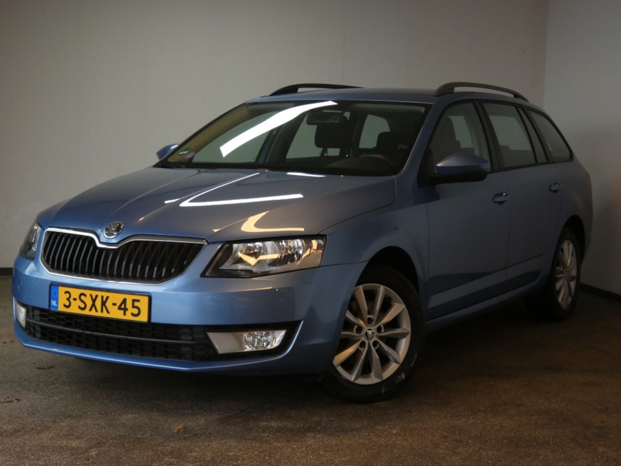 Skoda Octavia Combi - 1.2 TSI Grt Amb Bns Nwe APK airco - AutoWereld.nl