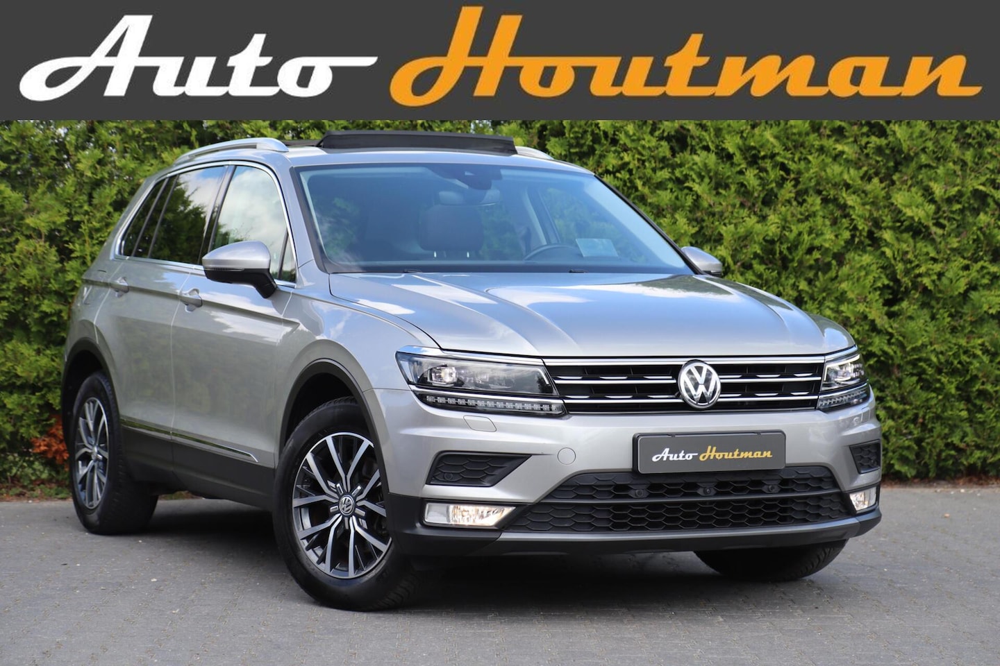 Volkswagen Tiguan - 1.4 TSI ACT Highline A. Cruise|Carplay|Panodak|Hud|Ecc|Navi|Stoelverw. |Trhk - AutoWereld.nl
