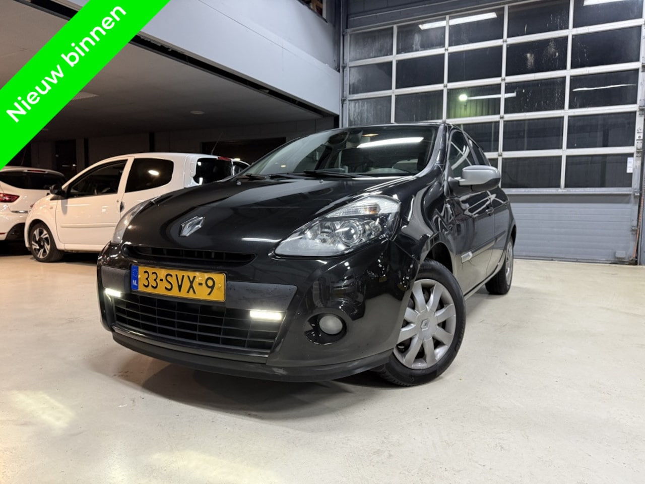 Renault Clio - 1.5 dCi Night & Day |Lage KM|Navigatie|Clima - AutoWereld.nl
