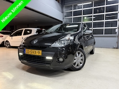 Renault Clio - 1.5 dCi Night & Day |Lage KM|Navigatie|Clima