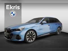 BMW 5-serie Touring - 530e | M Sportpakket Pro | Individual Lak | Innovation Pack | Comfort Pack | Travel Pack |