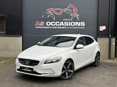 Volvo V40 - 2.0 D4 - EURO 6 - Airco - Navi - Cruise