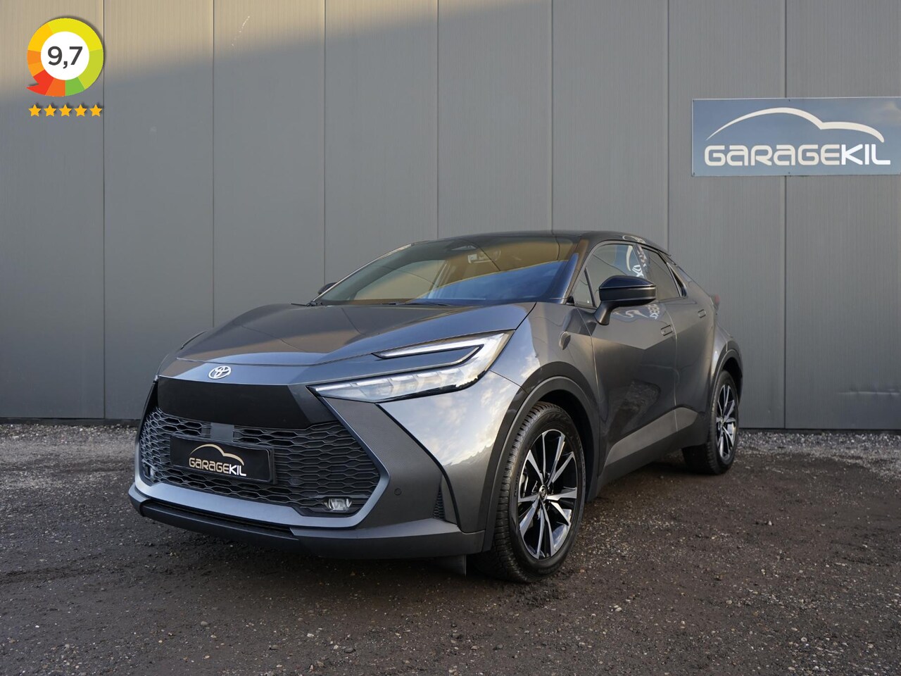 Toyota C-HR - 1.8 Hybrid 140 Team D Dealeronderh. / 1ste eig. / Techniekpakket / Stoelverwarming / Stuur - AutoWereld.nl