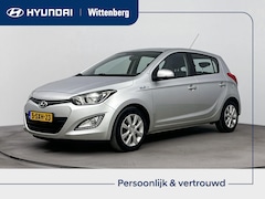 Hyundai i20 - 1.2i i-DEAL *| AIRCO | NAVI | BLUETOOTH | 15'' LM VELGEN | USB | AUX | ELEKTRISCHE RAMEN |