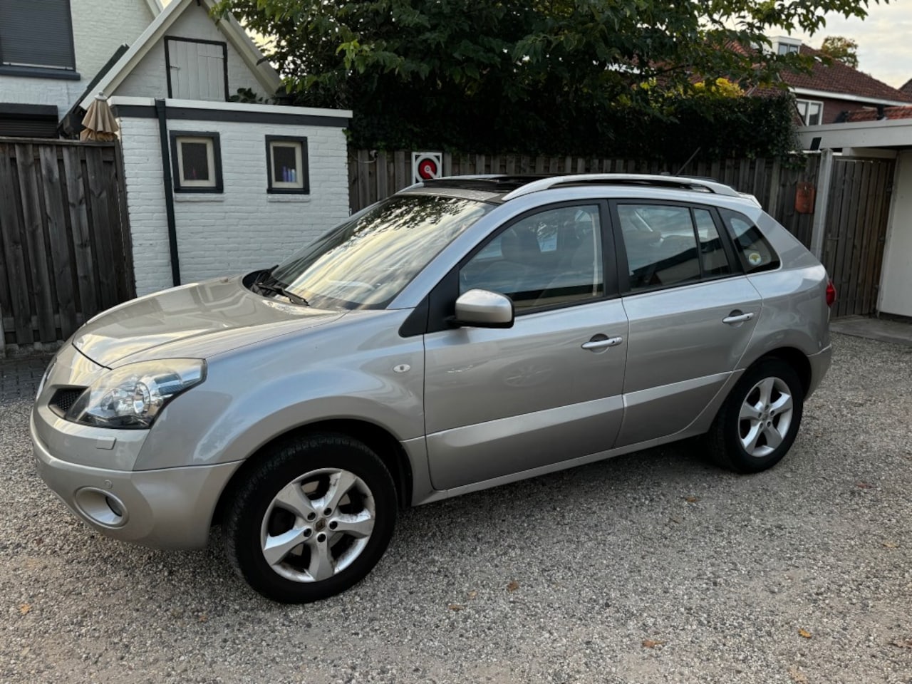 Renault Koleos - 2.5 DYNAMIQUE LUXE trekhaak 2000 kg trek gewicht - AutoWereld.nl