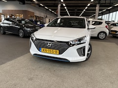 Hyundai IONIQ - 1.6 GDi Hybrid Premium Automaat SCHUIFDAK/LEDER/CAMERA/TREKHAAK/WINTERPACK