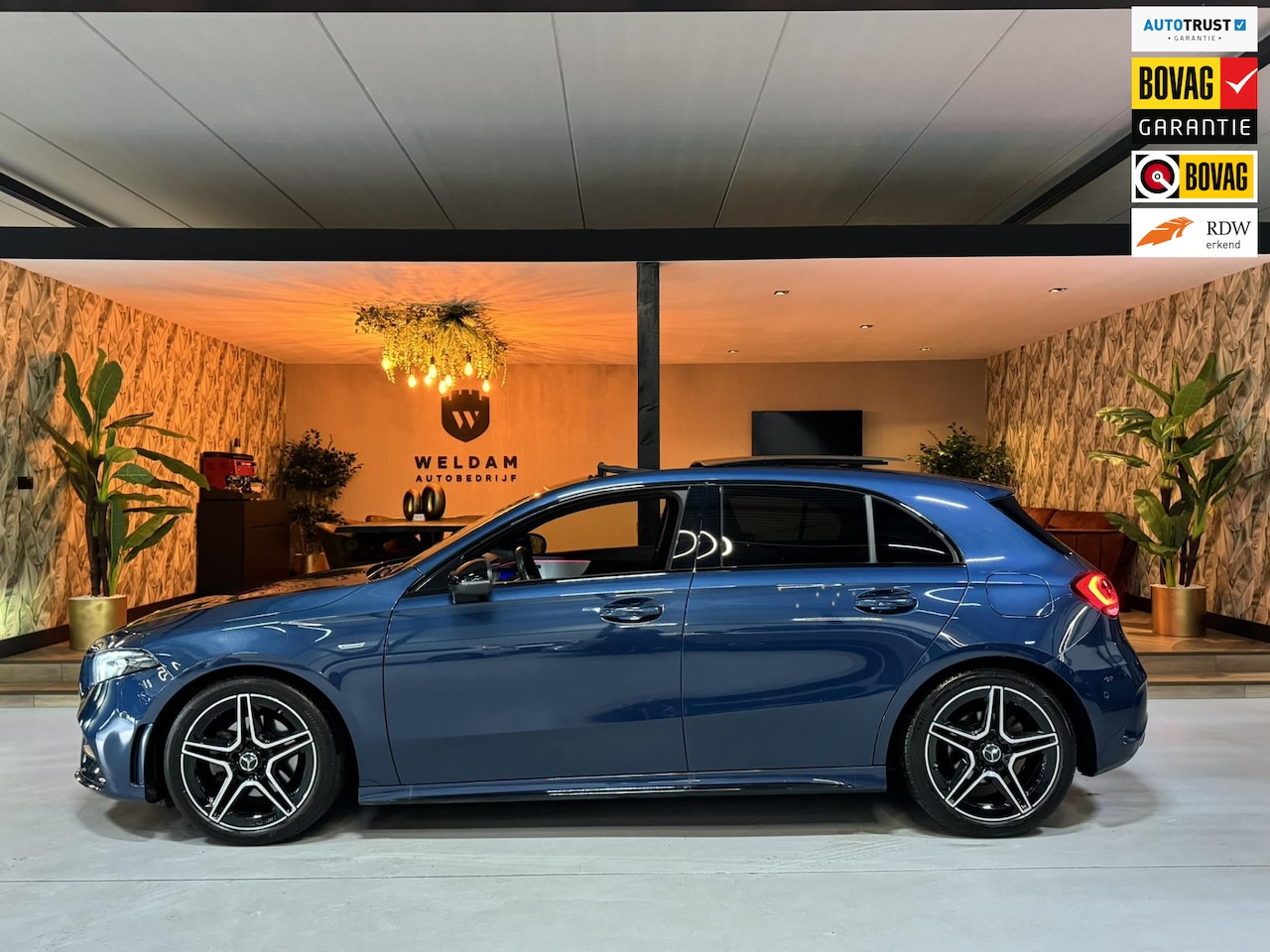 Mercedes-Benz A-klasse - 200 AMG Line Edition Garantie Pano Ambient Night Camera StoelVW Carplay Cruise Clima Navi - AutoWereld.nl