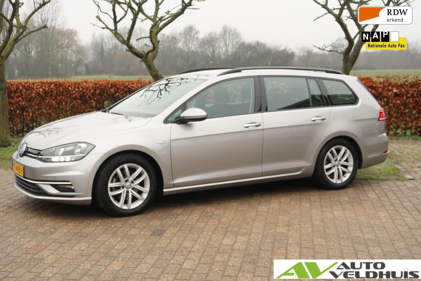 Volkswagen Golf Variant - 1.5 TSI Comfortline Automaat Trekhaak Navi Camera - AutoWereld.nl
