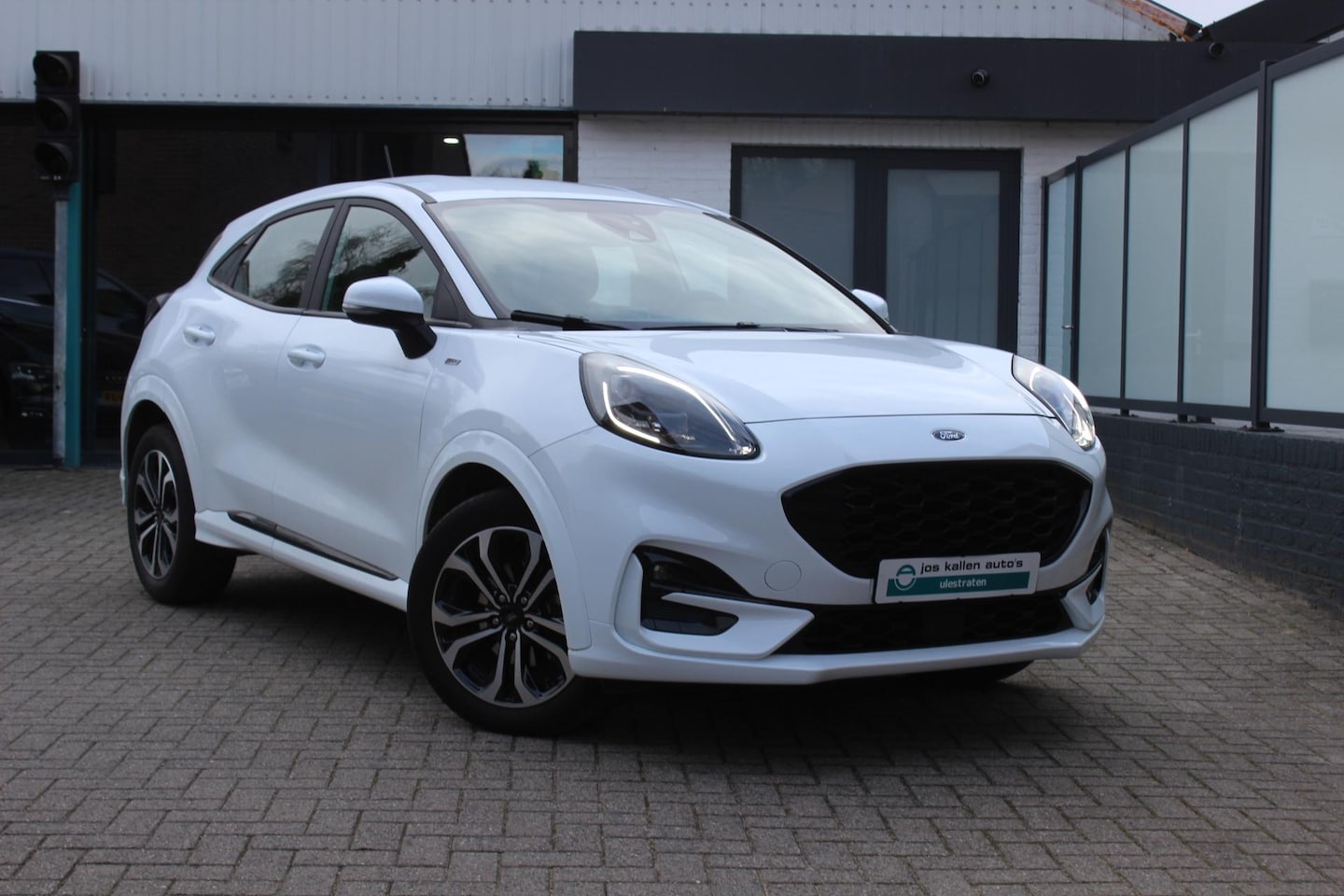 Ford Puma - 1.0i Ecoboost Hybrid 125pk Aut. ST-Line Navigatie, Winterpack, Pdc, 17" - AutoWereld.nl