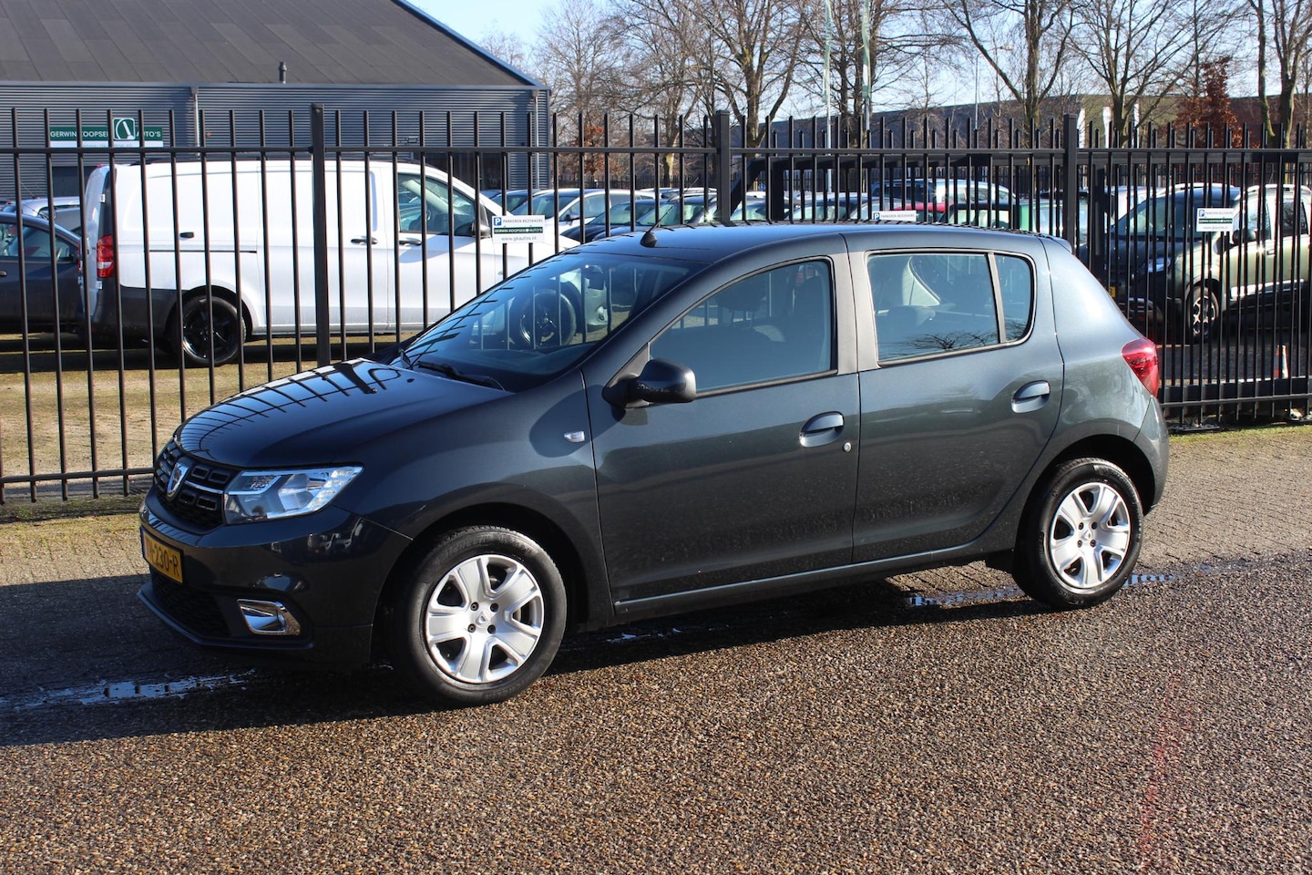 Dacia Sandero - 0.9 TCe Bi-Fuel Laureate 0.9 TCe Bi-Fuel Laureate, Airco! - AutoWereld.nl