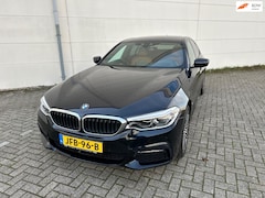 BMW 5-serie - 530e iPerformance High Executive M-Sport Dak Head Up Softclose Harman Kardon Leder Stoelve