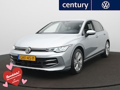 Volkswagen Golf - 1.5 TSI Oranje Edition Adaptive cruise / App-Connect / Achteruitrijcamera