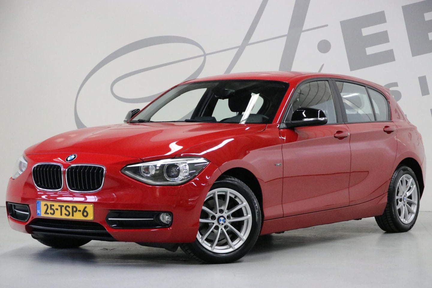 BMW 1-serie - 116i Business+ NAP/origineel NL/automaat - AutoWereld.nl
