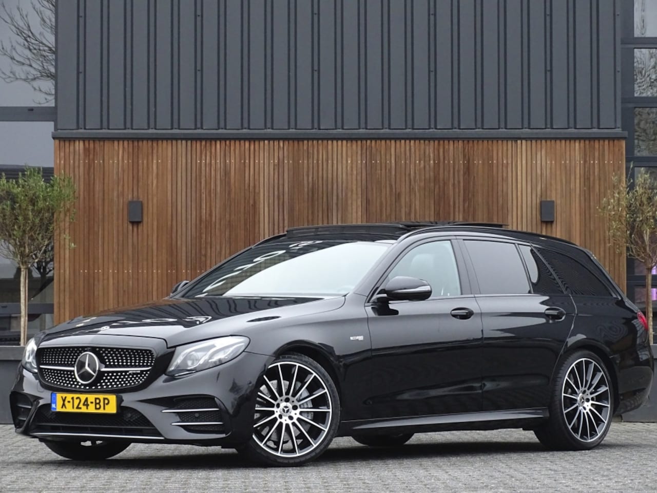 Mercedes-Benz E-klasse Estate - AMG E43 4-Matic 402PK / Pr. Pl. / Burmeister / LED - AutoWereld.nl