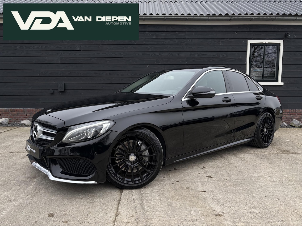 Mercedes-Benz C-klasse - C250 Ambition AMG-Line l NAP l Panorama l 19'' l Camera - AutoWereld.nl