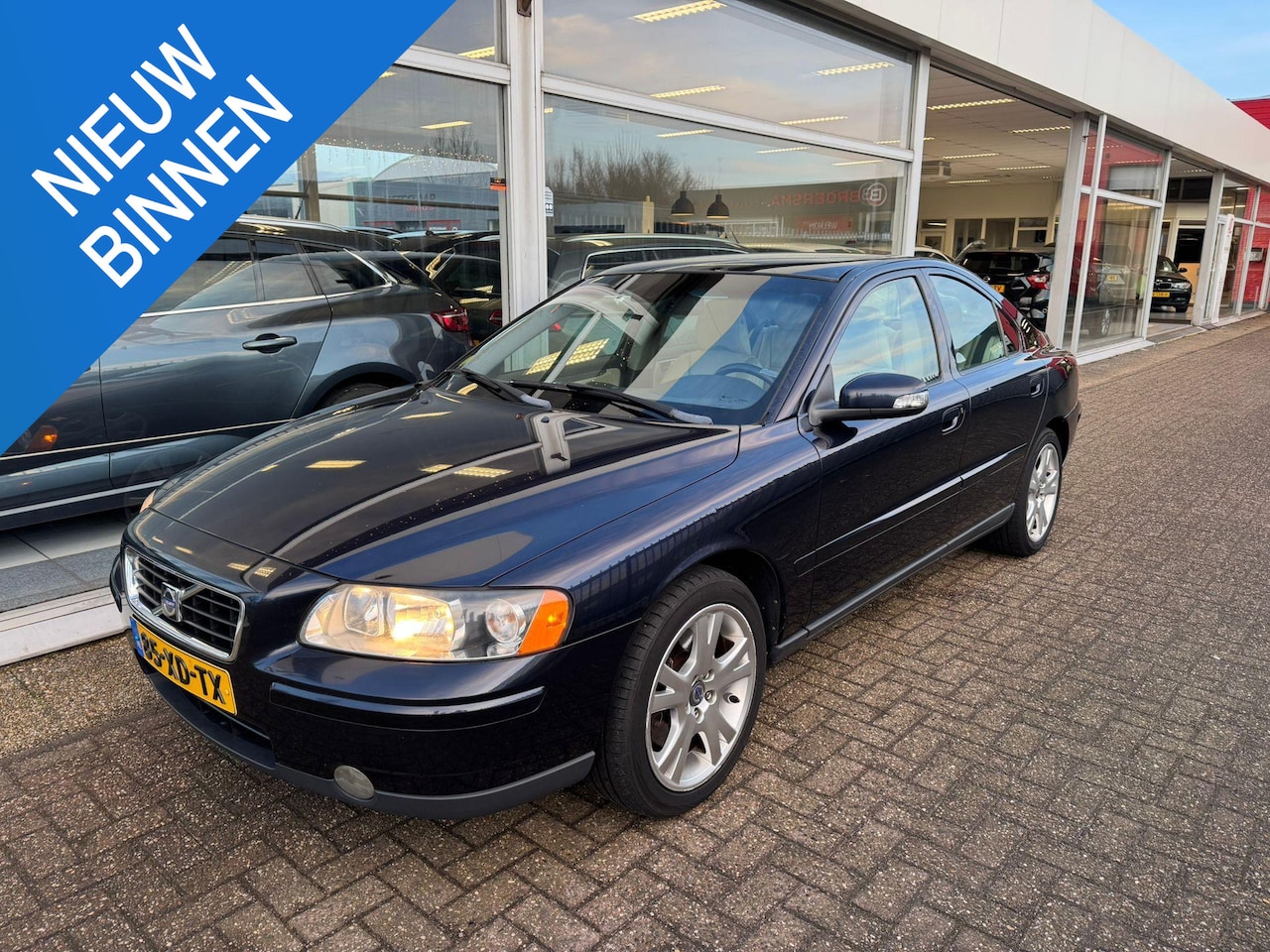 Volvo S60 - 2.0T Summum | 1e eigenaar | Automaat | Elektrische ramen | Cruise control | Navigatie | Cr - AutoWereld.nl
