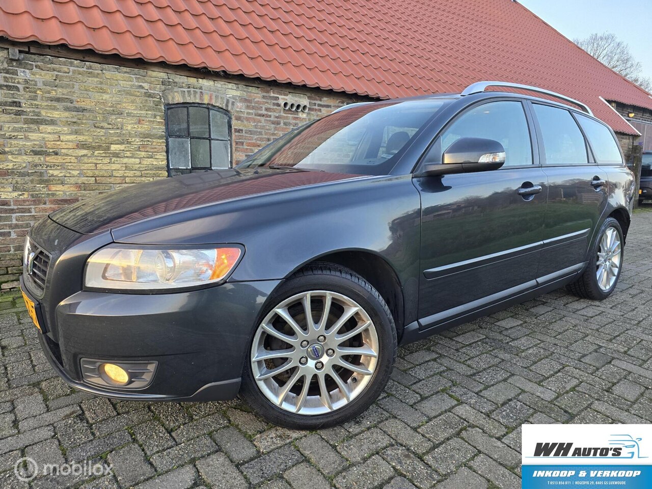 Volvo V50 - 2.0 Momentum Goed onderhouden! - AutoWereld.nl