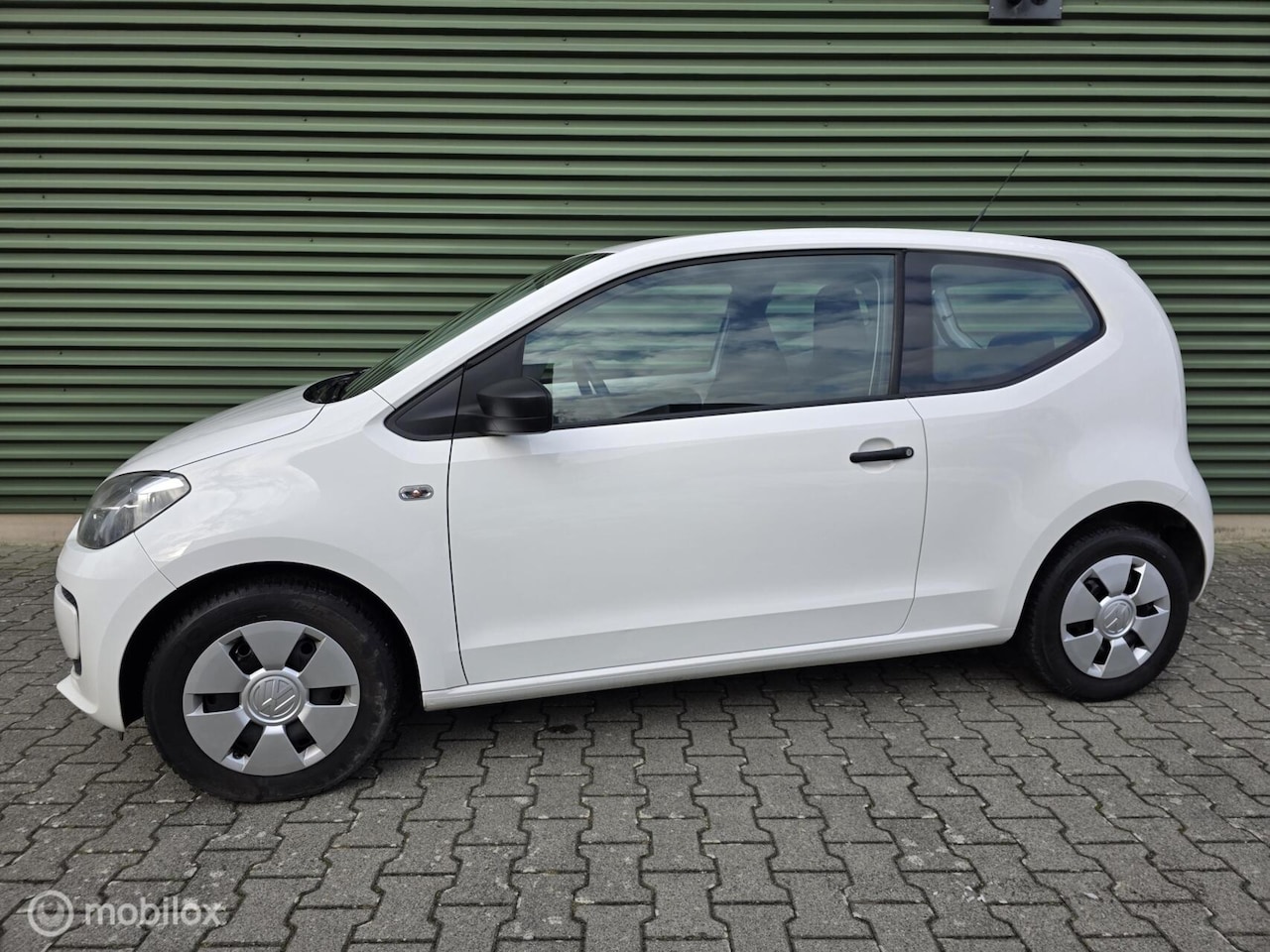 Volkswagen Up! - 1.0 move up! BlueMotion|Airco|Nieuwe Apk! - AutoWereld.nl