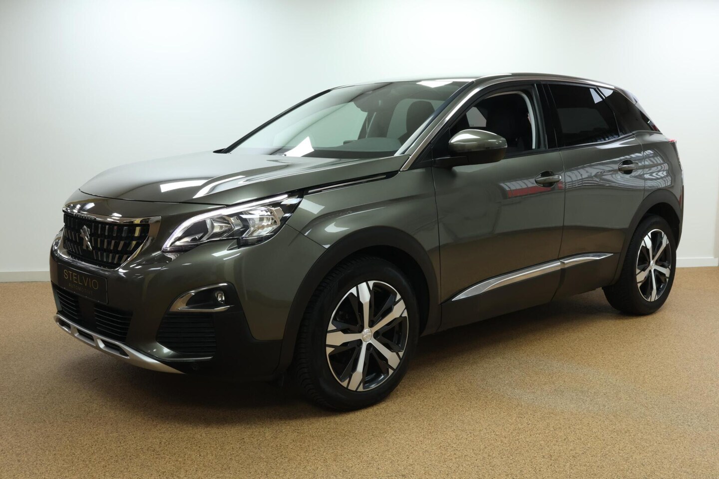 Peugeot 3008 - 1.2 PureTech AGC Allure 1.2 PureTech AGC Allure - AutoWereld.nl