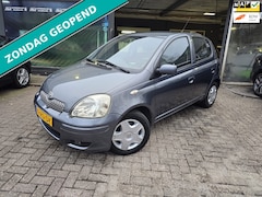 Toyota Yaris - 1.3 VVT-i S-Line |2E EIGENAAR | 12MND GARANTIE | NW APK | AIRCO |