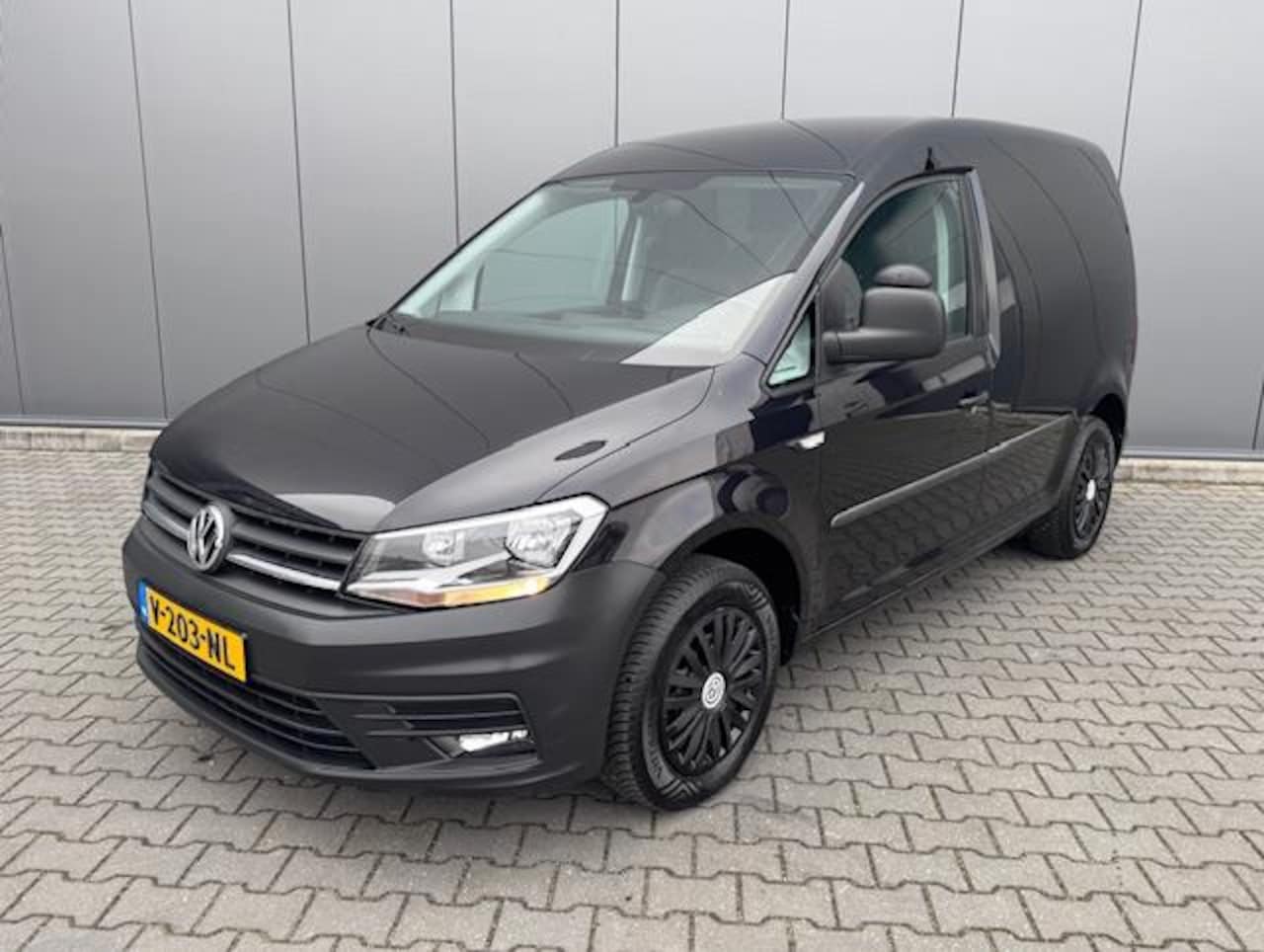 Volkswagen Caddy - 2.0 TDI L1H1 AIRCO LEER TREKHAAK - AutoWereld.nl