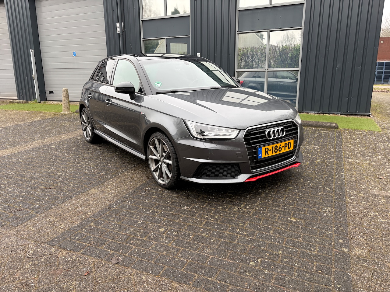 Audi A1 Sportback - 1.8 TFSI Sport Pro Line S - AutoWereld.nl