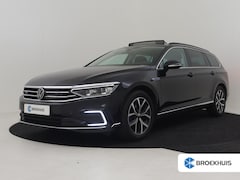 Volkswagen Passat Variant - GTE Business 218pk | Trekhaak | Matrix koplampen | Park assist | Panorama dak | Cameraa ac