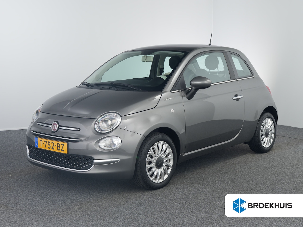 Fiat 500 - 1.0 70PK HYBRID DOLCEVITA AIRCO / 15"LMV / CRUISECONTROL / APPLE-ANDROID AUTO / PANO.DAK / - AutoWereld.nl