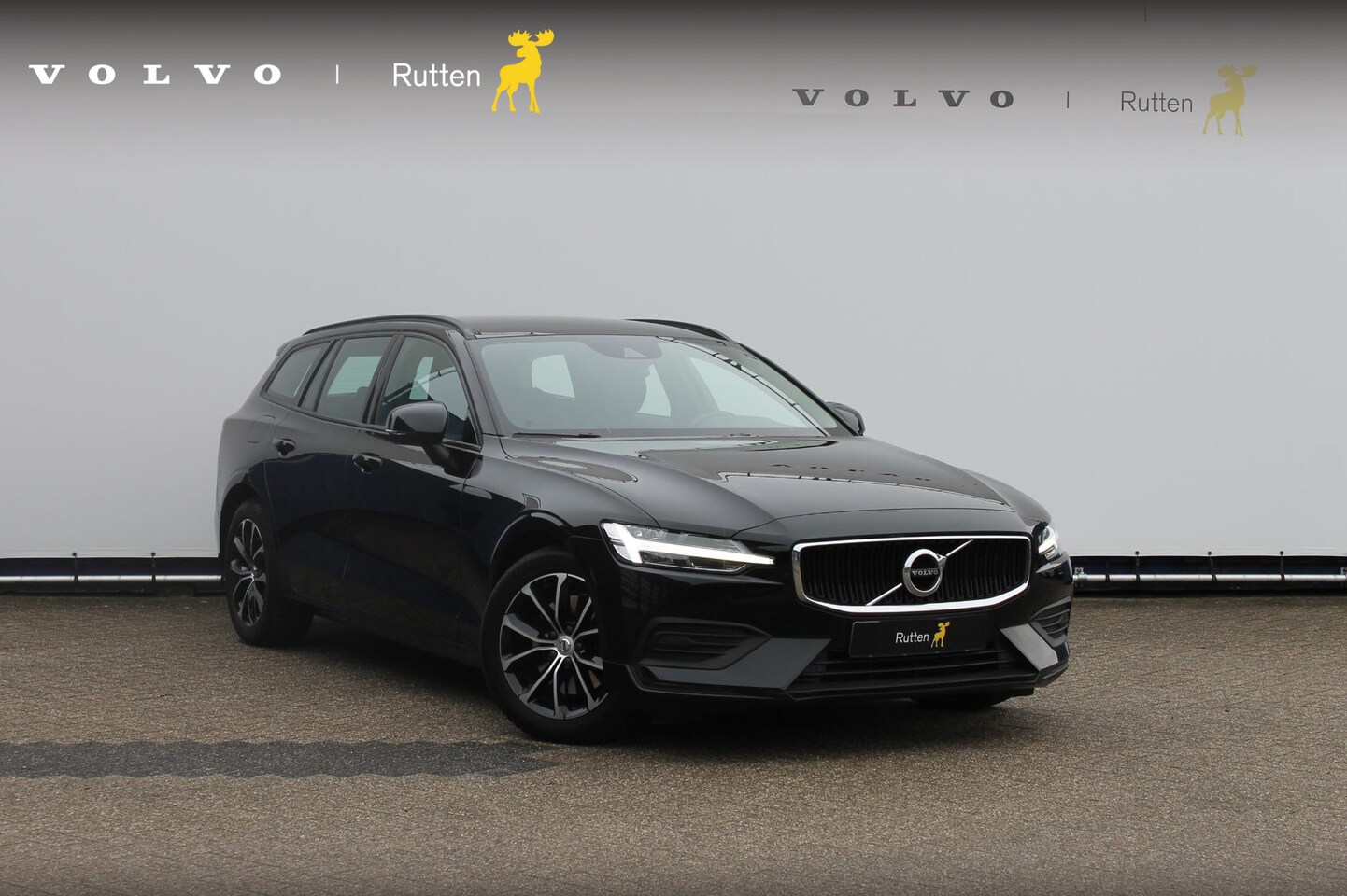 Volvo V60 - B3 163PK Automaat Momentum Advantage Lederen bekleding / Apple Carplay / Cruise control / - AutoWereld.nl