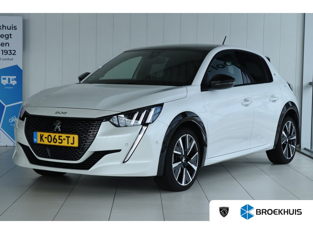 Peugeot 208 - 1.2 Turbo GT 130 | Cruise Control | Trekhaak | Pano | Camera | Navi | All-Season banden | - AutoWereld.nl