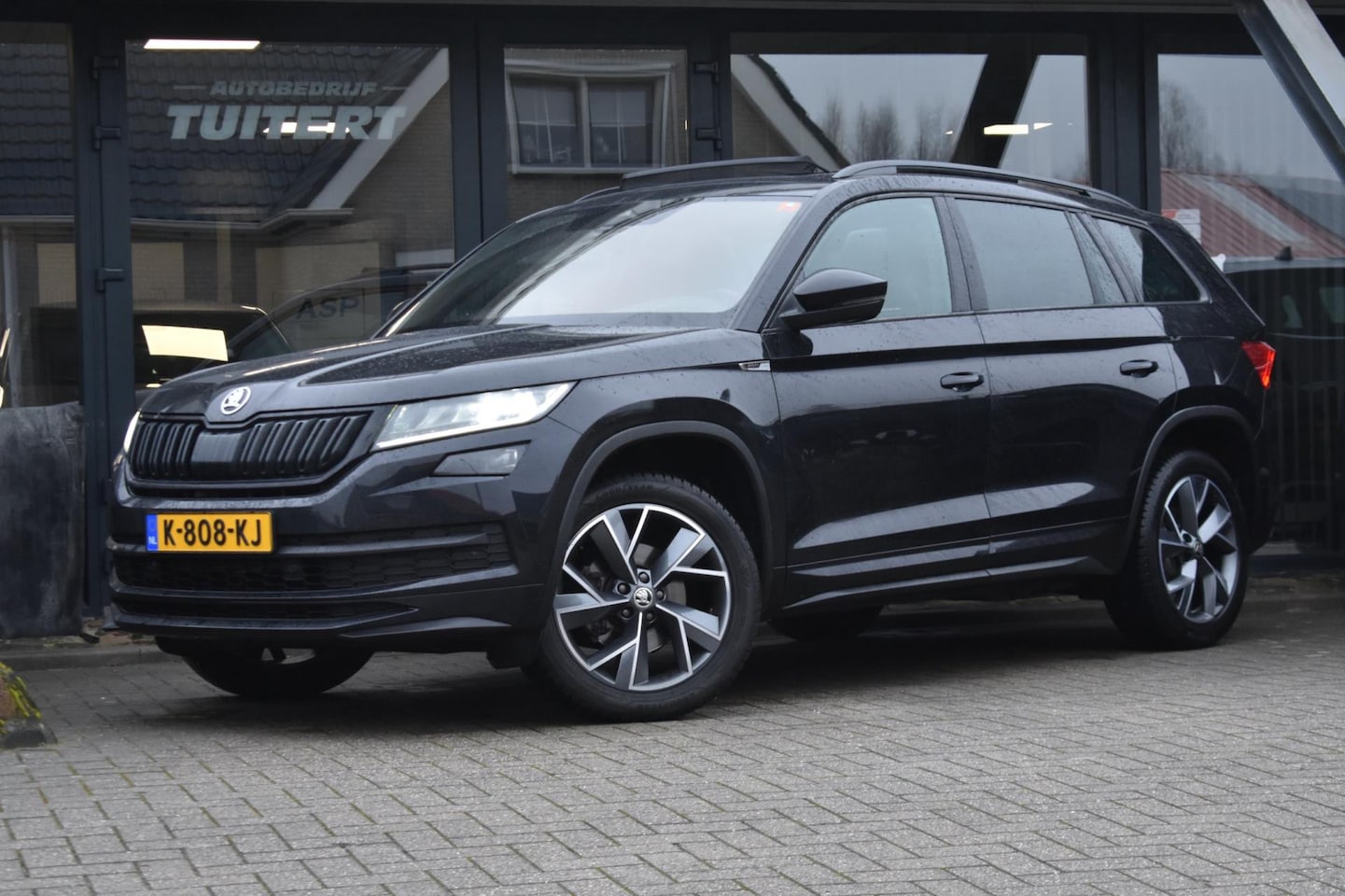 Skoda Kodiaq - 1.5 TSI Sportline | TREKHAAK | ADAPT. CRUISE | NAP | CANTON | PANORAMADAK | DEALER ONDERHO - AutoWereld.nl