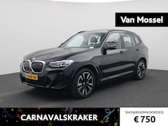 BMW iX3 - Executive 80 kWh M-SPORT | PANORAMA- SCHUIFDAK | NAVIGATIE | LEDEREN BEKLEDING | ACHTERUIR
