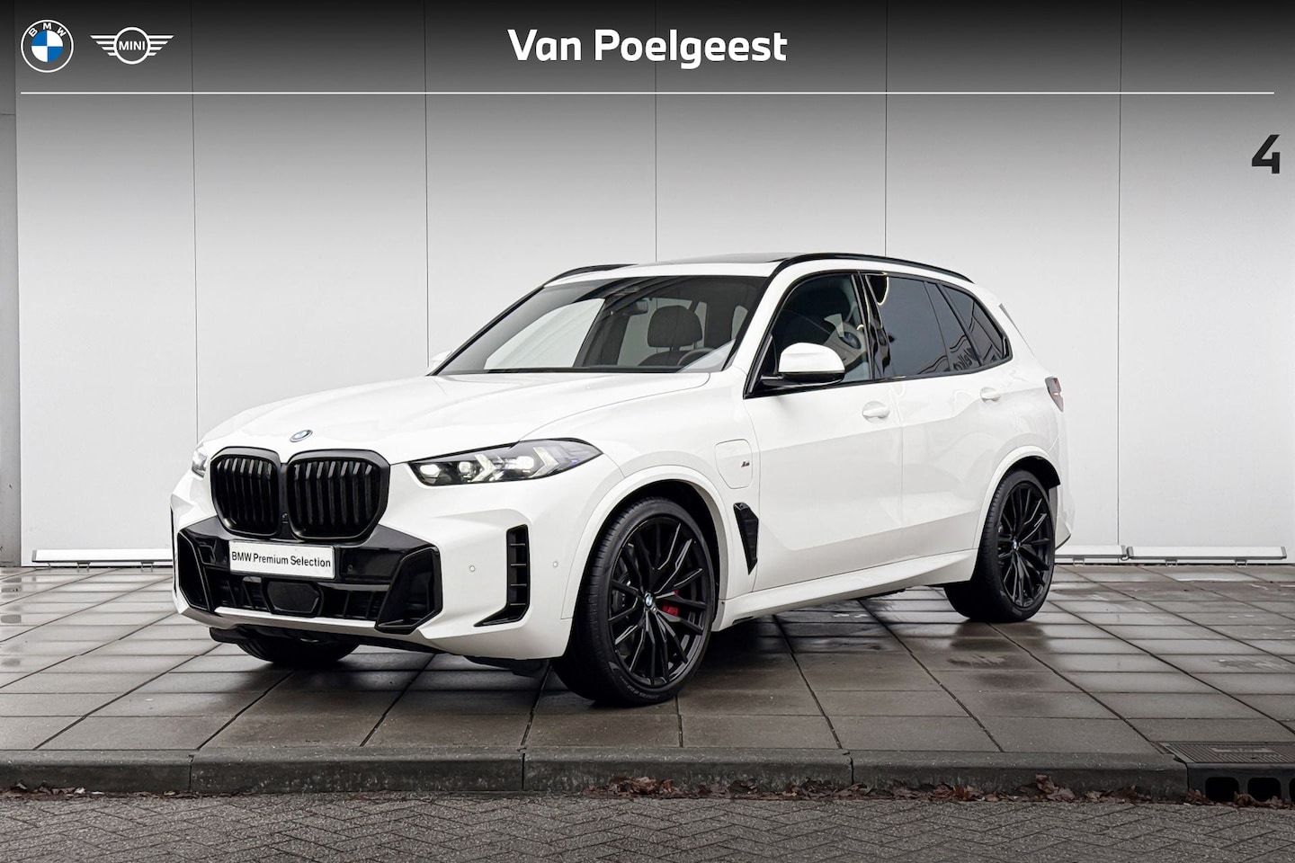 BMW X5 - xDrive50e M-Sport Pro 22 Inch / Integrale Actieve Besturing / Comfort Acces / Soft Close / - AutoWereld.nl