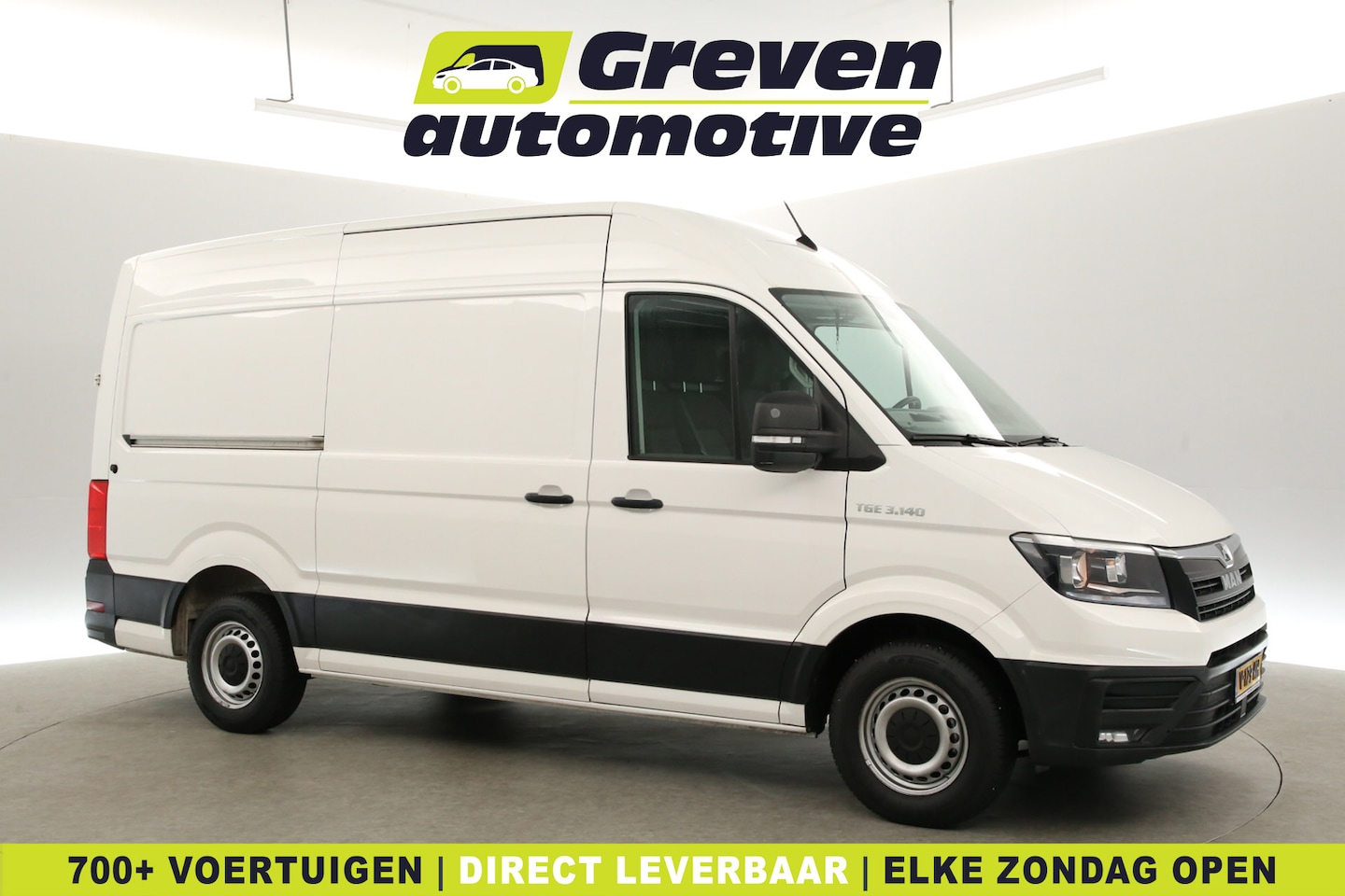 Volkswagen Crafter - MAN TGE 2.0 TDI 140PK L3H3 | 3000KG Trekgew. | + Trekh. | Airco | 3 Zits | Cruise | Carpla - AutoWereld.nl
