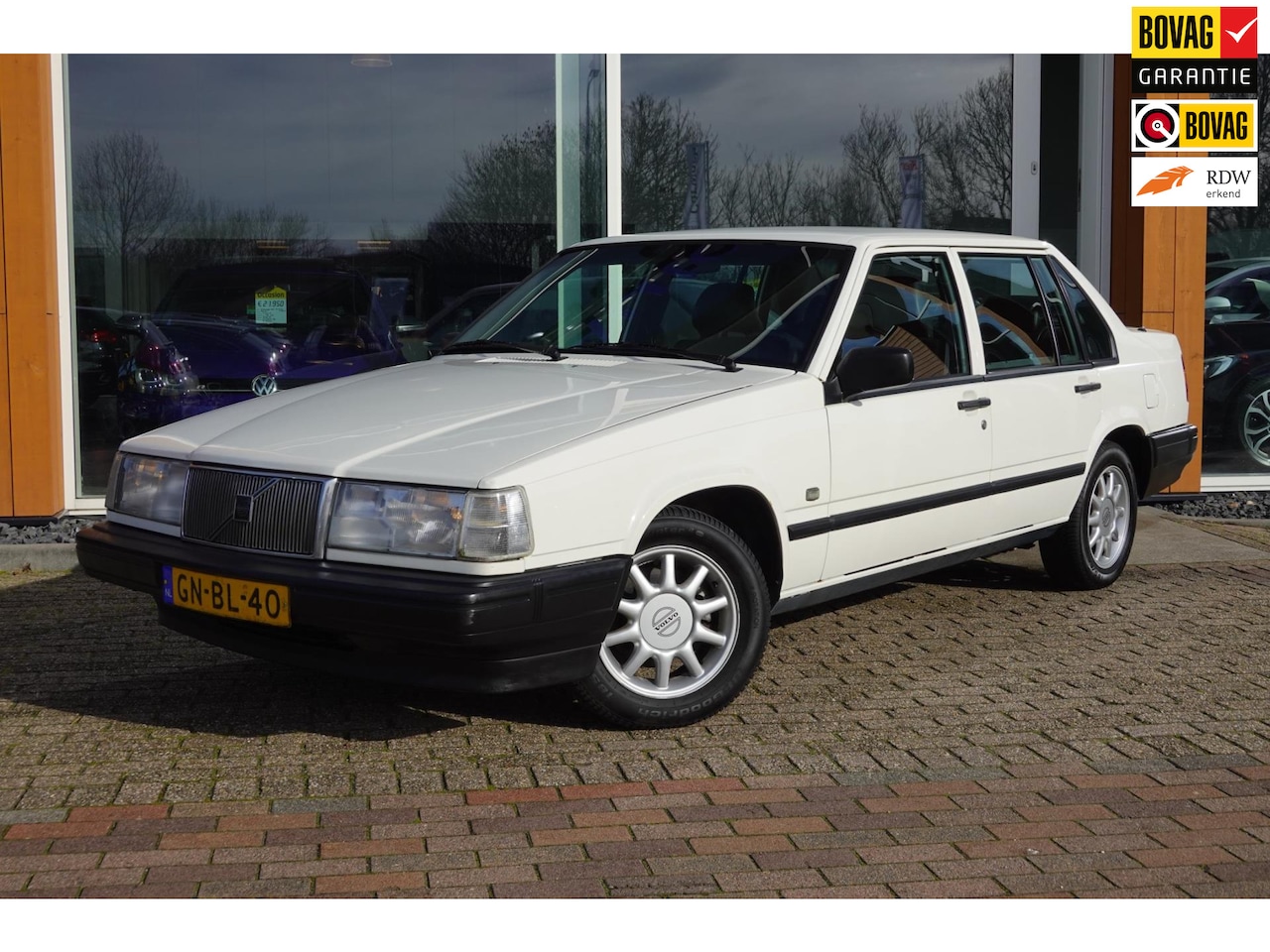 Volvo 940 - 2.3i GL Royal Class 2.3i GL Royal Class - AutoWereld.nl